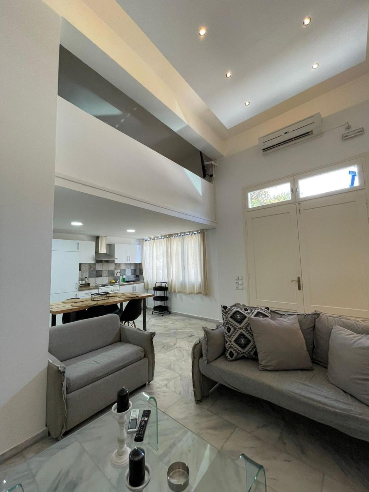 Stella's Loft In Center Of Apartment